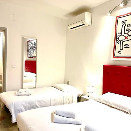 Colosseum Lovely Apartment Rome Bagian luar foto