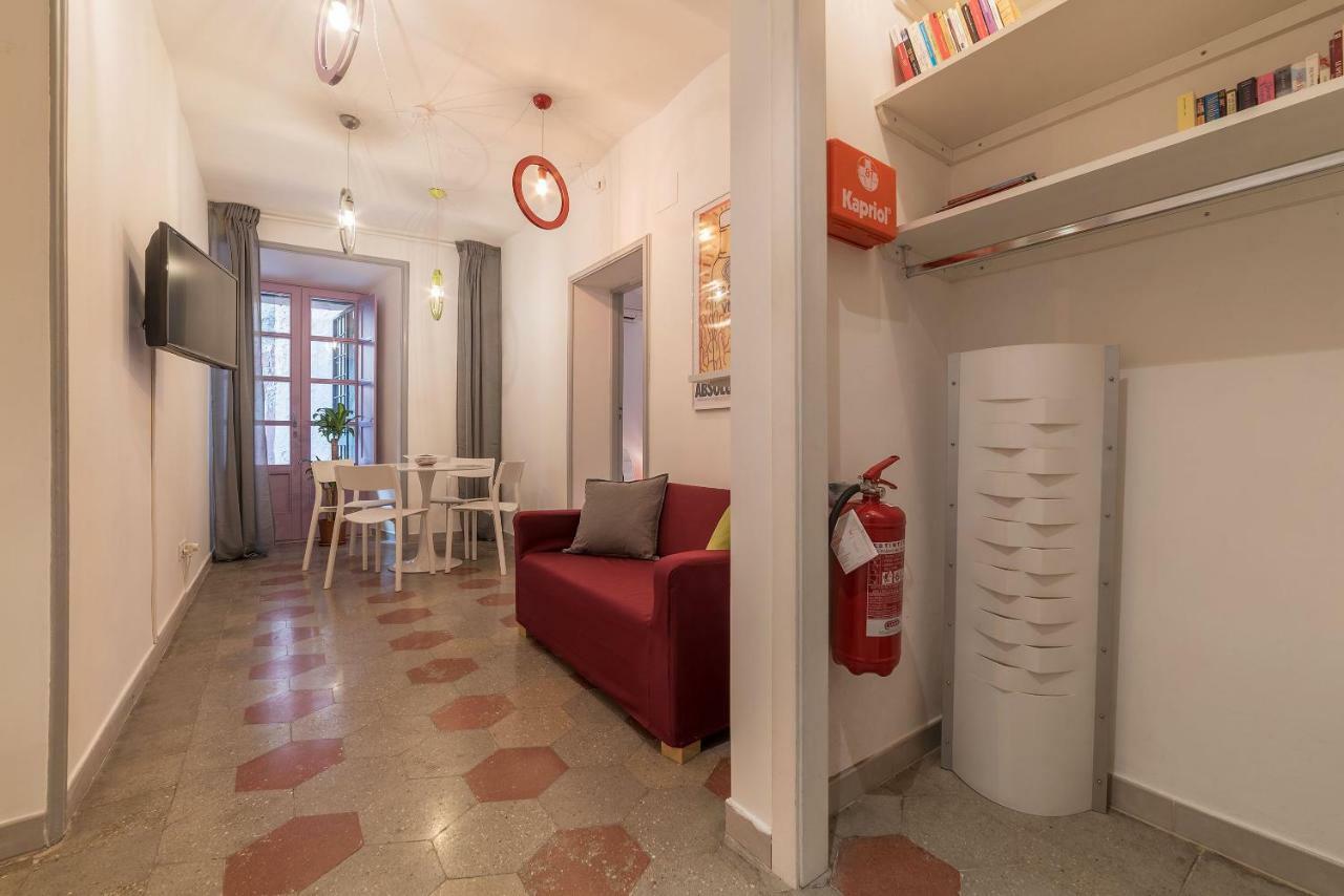 Colosseum Lovely Apartment Rome Bagian luar foto