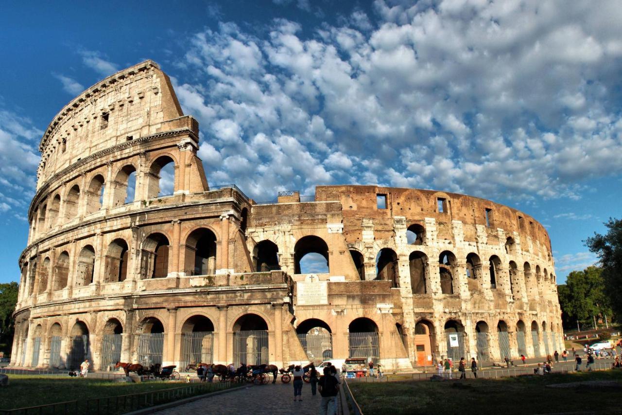 Colosseum Lovely Apartment Rome Bagian luar foto